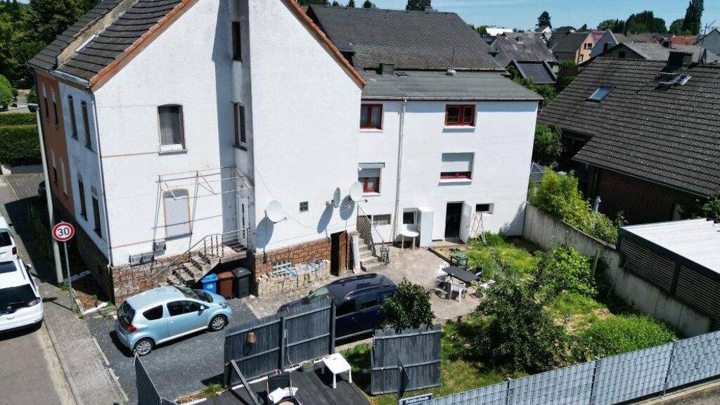 Einfamilienhaus zum Kauf 233.000 € 189 m² 310 m² Grundstück Oberweyer Hadamar 65589