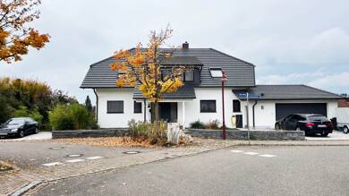 Einfamilienhaus zum Kauf provisionsfrei 995.000 € 9,5 Zimmer 329 m² 783 m² Grundstück Volkertshausen 78269