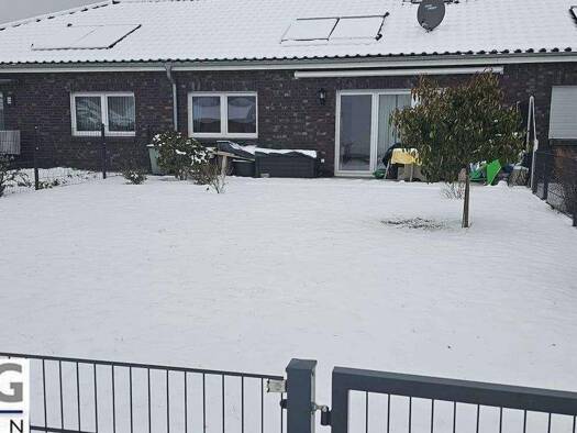 Reihenmittelhaus zur Miete 810 € 3 Zimmer 89,8 m² 298 m² Grundstück frei ab 01.04.2026 Grabow 19300