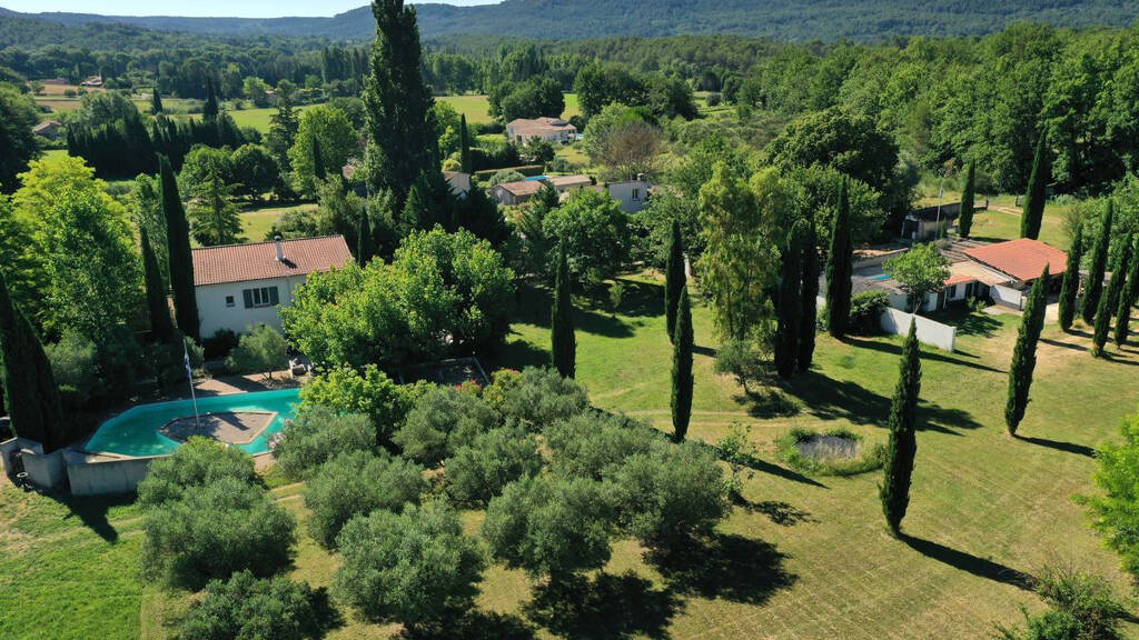 Einfamilienhaus zum Kauf 920.000 € 10 Zimmer 245 m² 41.962 m² Grundstück VILLECROZE 83690