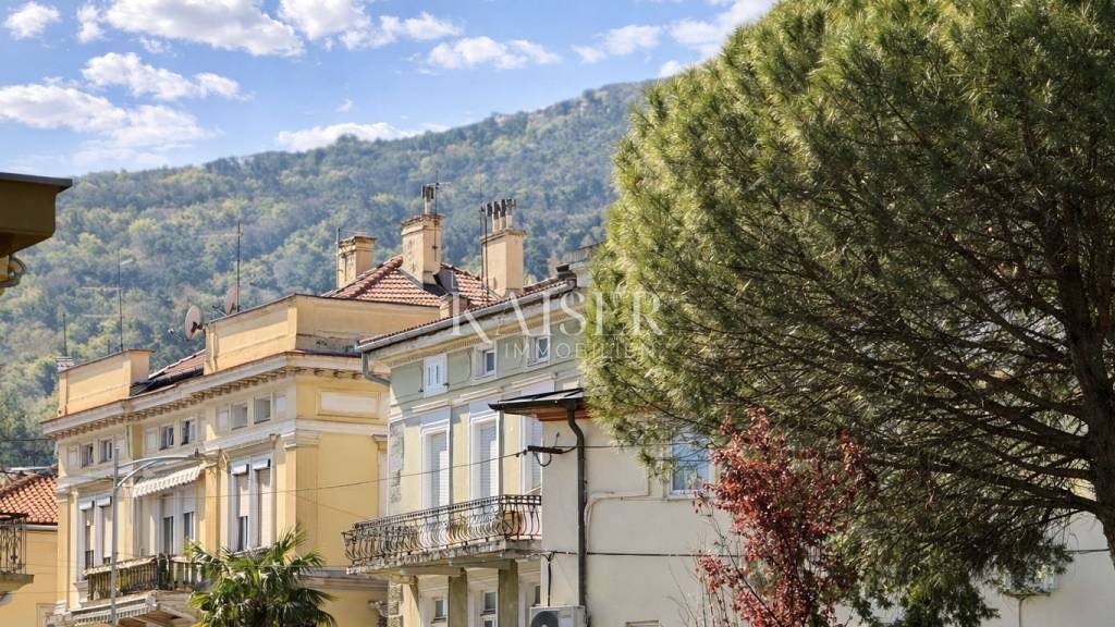 Wohnung zum Kauf 525.000 € 4 Zimmer 103 m² 2. Geschoss Opatija Centar