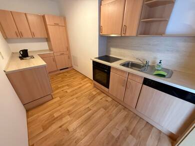 Wohnung zur Miete 275 € 2 Zimmer 63 m² Dachgeschoss, 4. Geschoss Talstraße 36 Reichenbrand 862 Chemnitz 09117