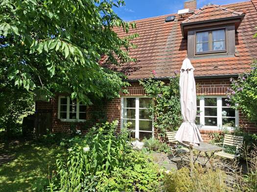 Doppelhaushälfte zum Kauf 337.000 € 4 Zimmer 135 m² 3.308 m² Grundstück frei ab sofort Groß Markow Lelkendorf 17168