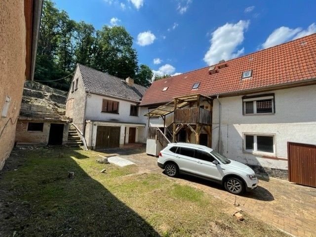 Einfamilienhaus zum Kauf 85.000 € 11 Zimmer 180 m²<br/>Wohnfläche 708 m²<br/>Grundstück ab sofort<br/>Verfügbarkeit Rödger Weg 12 Leißling Weißenfels 06667