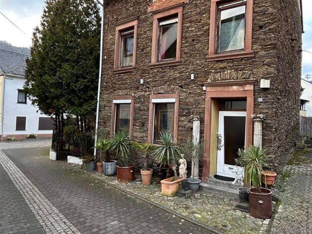 Einfamilienhaus zum Kauf 198.000 € 4 Zimmer 140 m² 330 m² Grundstück Rachtig Zeltingen-Rachtig 54492