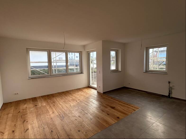Wohnung zur Miete 900 € 3 Zimmer 75,2 m² frei ab sofort Weiltingen Weiltingen 91744