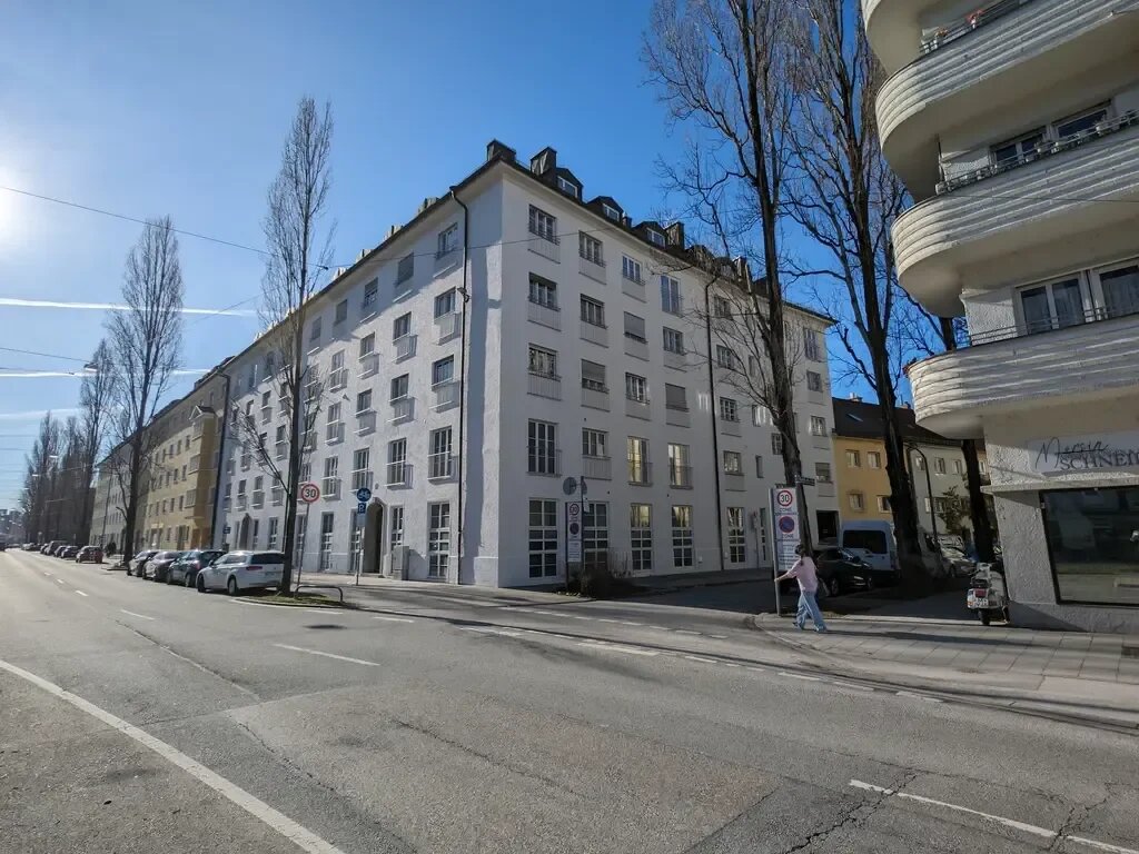 Wohnung zur Miete 2.100 € 3 Zimmer 69 m²<br/>Wohnfläche Leopoldstr. 105 Münchener Freiheit München 80802