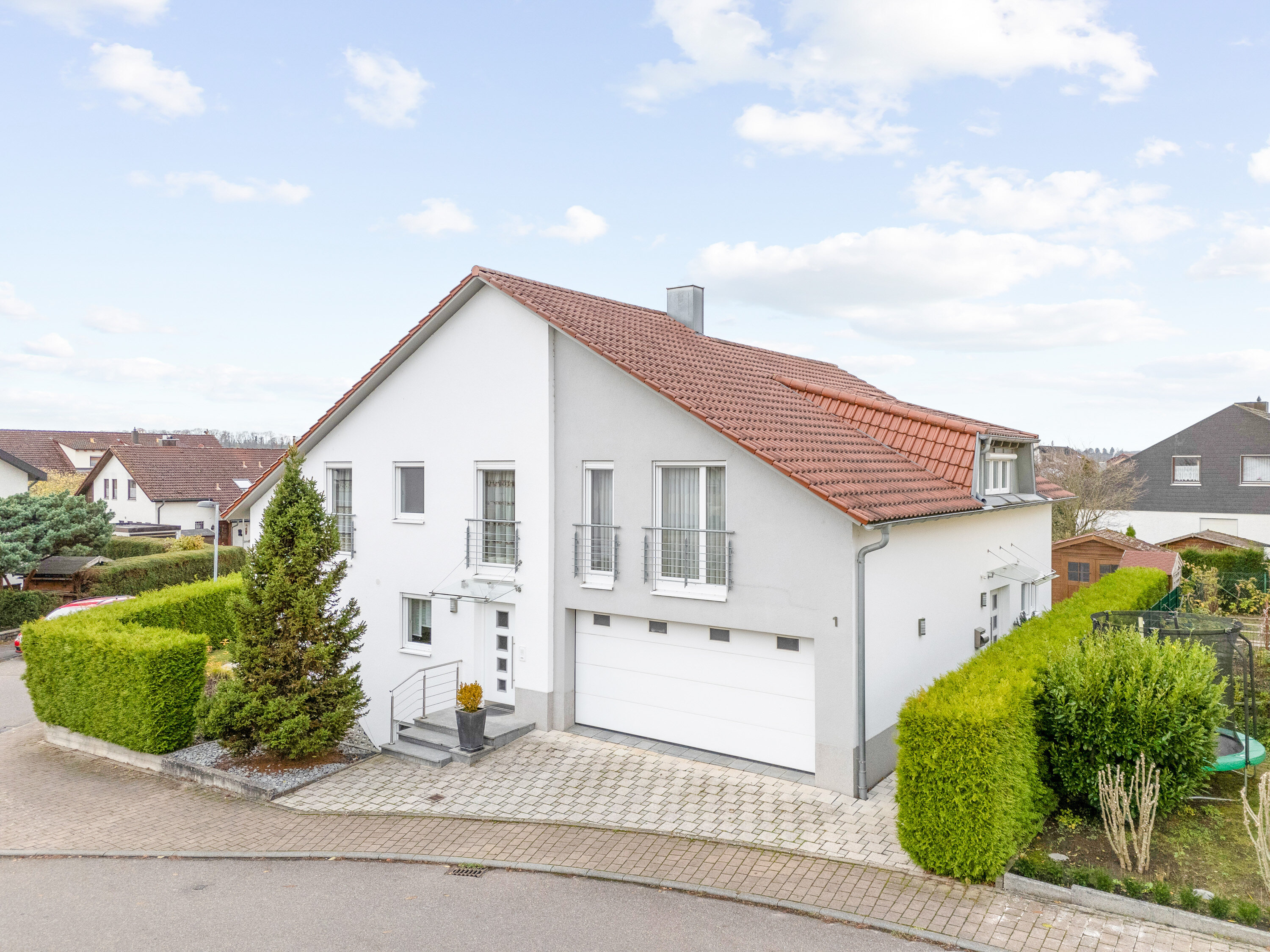 Einfamilienhaus zum Kauf 1.190.000 € 8 Zimmer 262 m²<br/>Wohnfläche 561 m²<br/>Grundstück Jagstfeld Bad Friedrichshall 74177