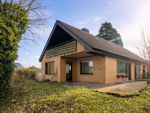 Einfamilienhaus zum Kauf 320.000 € 6 Zimmer 109 m² 758 m² Grundstück frei ab sofort Büchig Bretten 75015