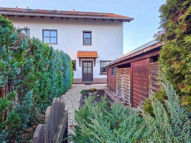 Reihenendhaus zum Kauf 270.000 € 6 Zimmer 160 m² 294 m² Grundstück Schlema Aue-Bad Schlema 08280