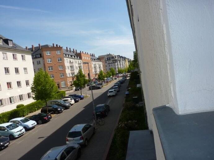 Chemnitz Kaßberg 2 Raum Wohnung mit Balkon- Keine WG- – Walter Örtel Str. 43, 9112 Chemnitz – Vorschaubild 3