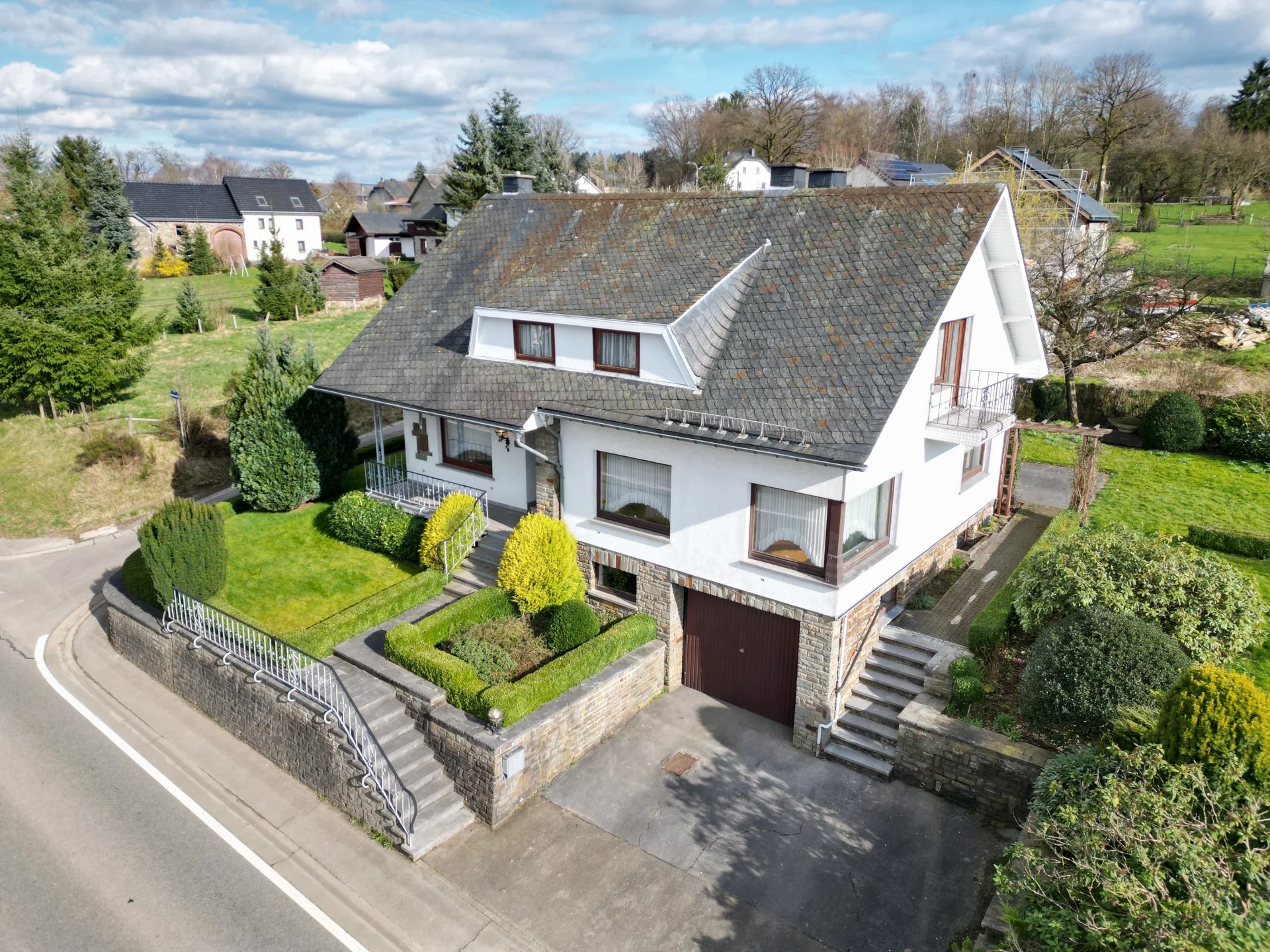 Einfamilienhaus zum Kauf provisionsfrei 250.000 € 10 Zimmer 144,2 m²<br/>Wohnfläche 1.107 m²<br/>Grundstück Von Korff Straße, Born 24 Amblève Amblève 4770