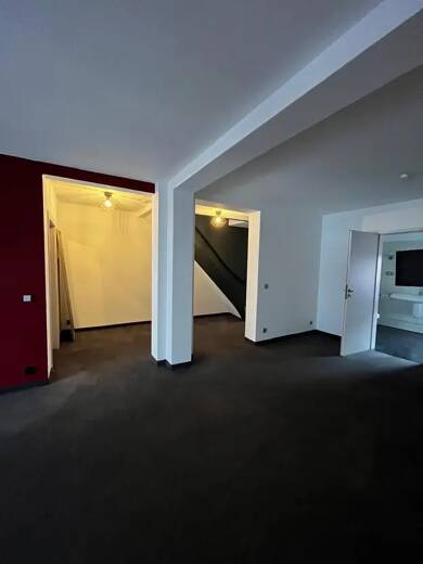 Wohnung zur Miete 800 € 2 Zimmer 75 m² Geschoss 2/2 frei ab sofort Königstraße 159 Vier Wälle Krefeld 47798