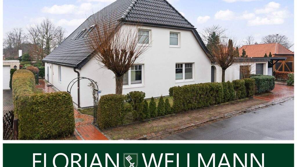 Bremen - Arbergen | Modernes Einfamilienhaus mit viel Platz, tollem Wohnambiente, zwei Garagen, Sonnenterrasse und schönem Garten