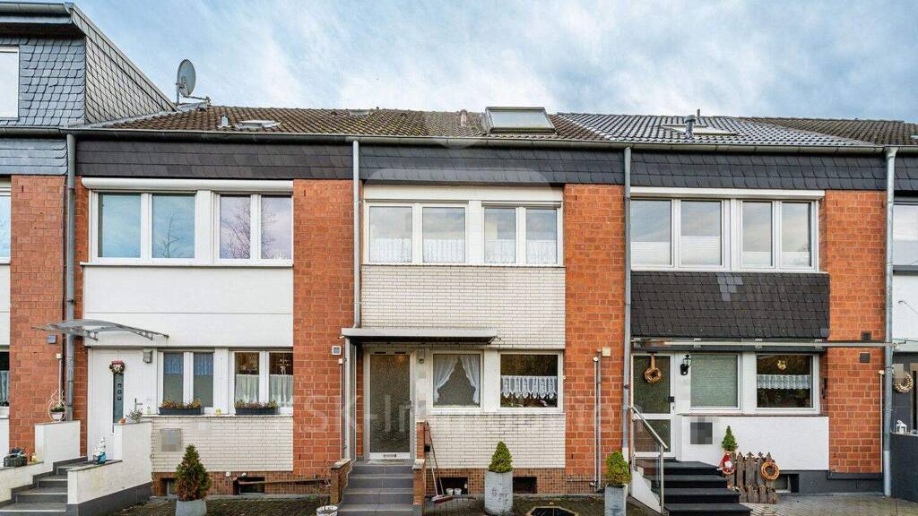 Reihenmittelhaus zum Kauf 249.000 € 4 Zimmer 82,9 m² 197 m² Grundstück Lohmar 53797