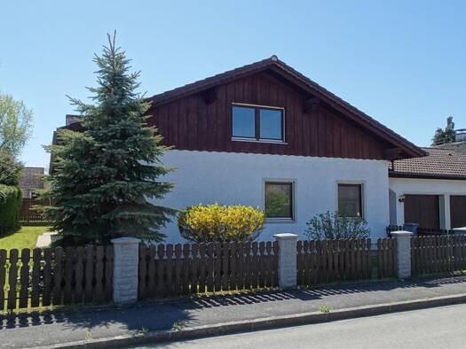Einfamilienhaus zum Kauf 449.000 € 7 Zimmer 185,3 m² 668 m² Grundstück Kirchweidach Kirchweidach 84558