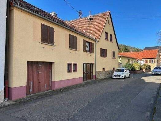 Einfamilienhaus zum Kauf 180.000 € 5 Zimmer 150 m² 700 m² Grundstück frei ab sofort Rechtenbach Schweigen-Rechtenbach 76889