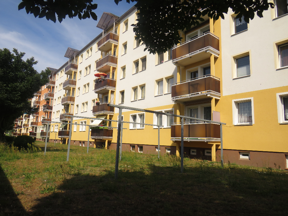 Wohnung zur Miete 400 € 3 Zimmer 60,7 m²<br/>Wohnfläche 2.<br/>Geschoss ab sofort<br/>Verfügbarkeit Platz des Friedens 5 Sandersdorf Sandersdorf-Brehna 06792