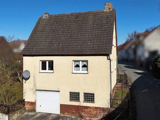 Einfamilienhaus zum Kauf 115.000 € 7 Zimmer 90 m² 258 m² Grundstück Frankenberg Frankenberg (Eder)-Frankenberg 35066