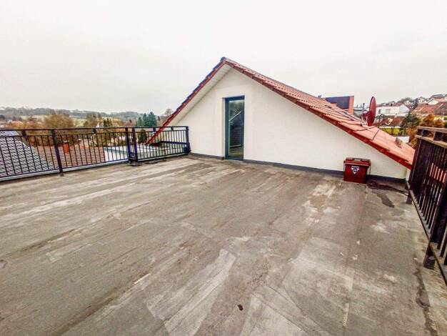 Wohnung zur Miete 530 € 2,5 Zimmer 59 m² frei ab sofort Oberberg 3 Heuchlingen 73572