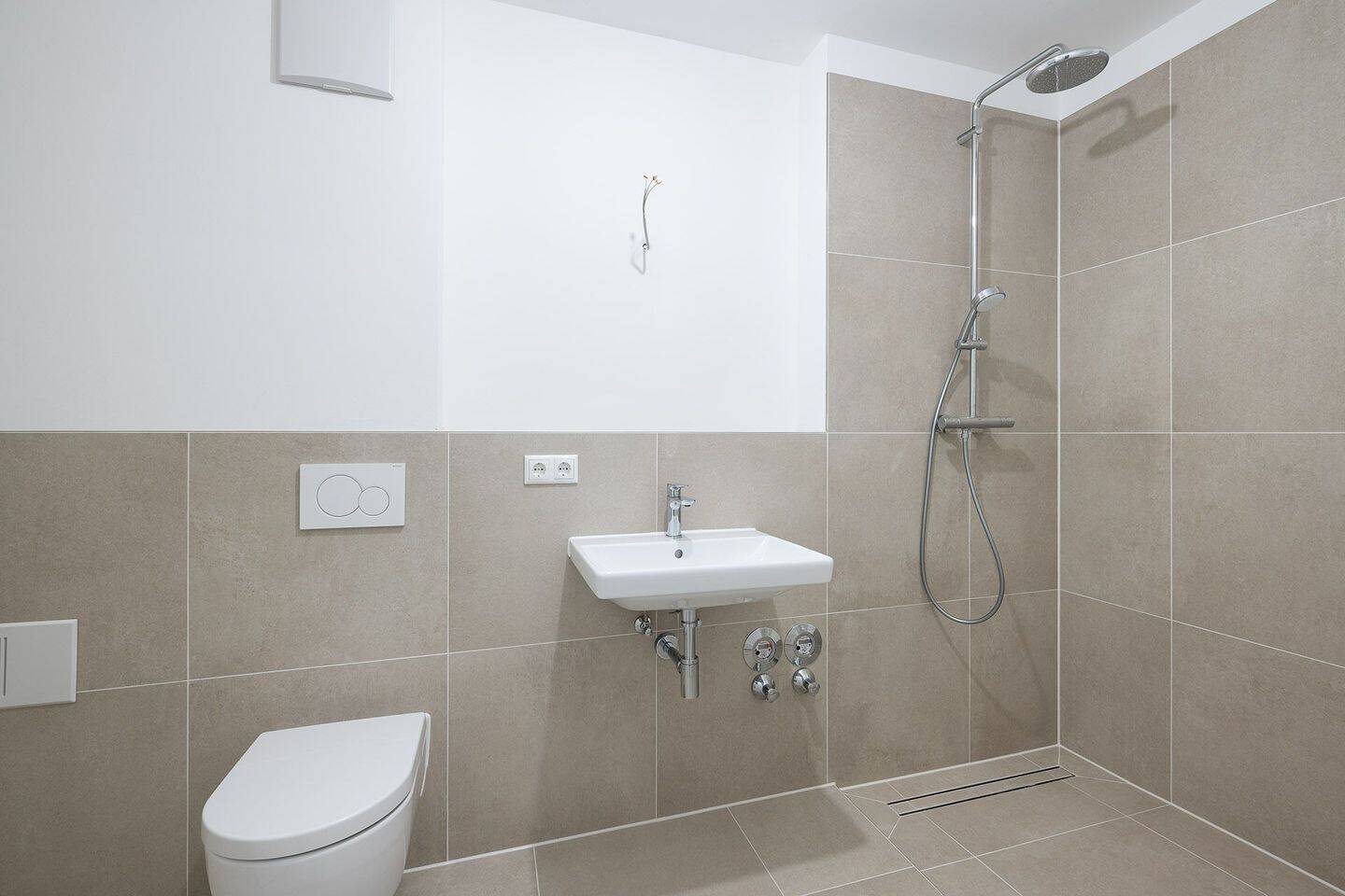 Property thumbnail 24