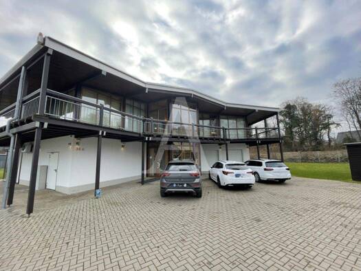 Büro zur Miete 6.600 € 675,3 m² Bürofläche teilbar ab 337,7 m² Blerichen Bedburg 50181