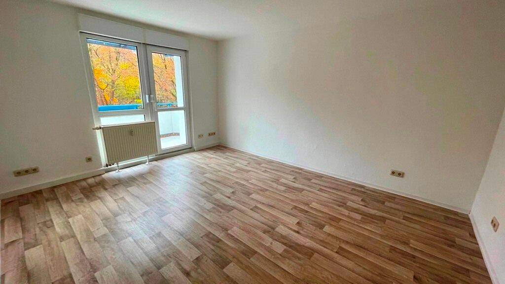Wohnung zur Miete 333 € 2 Zimmer 47,5 m² 1. Geschoss frei ab 01.06.2026 Straße der Freundschaft 8 Zella-Mehlis 98544