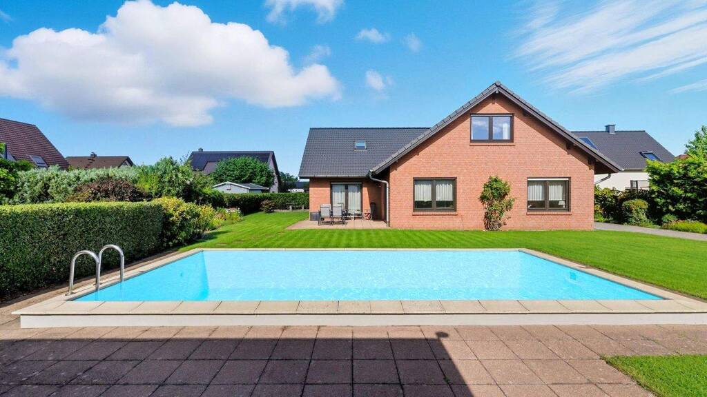 Einfamilienhaus zum Kauf 520.000 € 7 Zimmer 200 m² 1.200 m² Grundstück Sielow Cottbus 03055