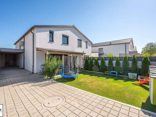 Doppelhaushälfte zum Kauf 631.500 € 109,1 m² Laxenburg 2361