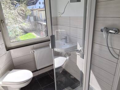 Wohnung zur Miete 358 € 3 Zimmer 71,6 m² 1. Geschoss frei ab 16.08.2025 Reuthweg 12 Gefrees Gefrees 95482
