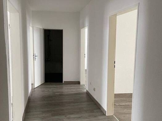 Wohnung zur Miete 700 € 3 Zimmer 100,5 m² Geschoss 4/5 frei ab sofort Heppens Wilhelmshaven 26384