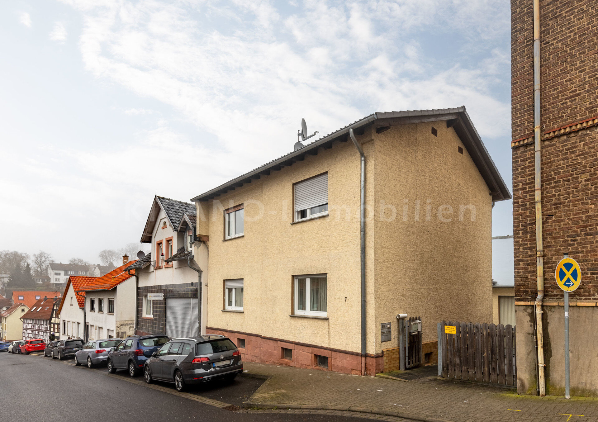 Mehrfamilienhaus zum Kauf 375.000 € 6 Zimmer 150 m²<br/>Wohnfläche 332 m²<br/>Grundstück Windecken Nidderau / Windecken 61130