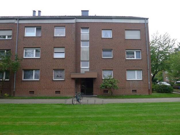 Wohnung zur Miete 367 € 1,5 Zimmer 47 m² Dachgeschoss, 3. Geschoss Blumenstraße 6 Geisbruch Kamp-Lintfort 47475
