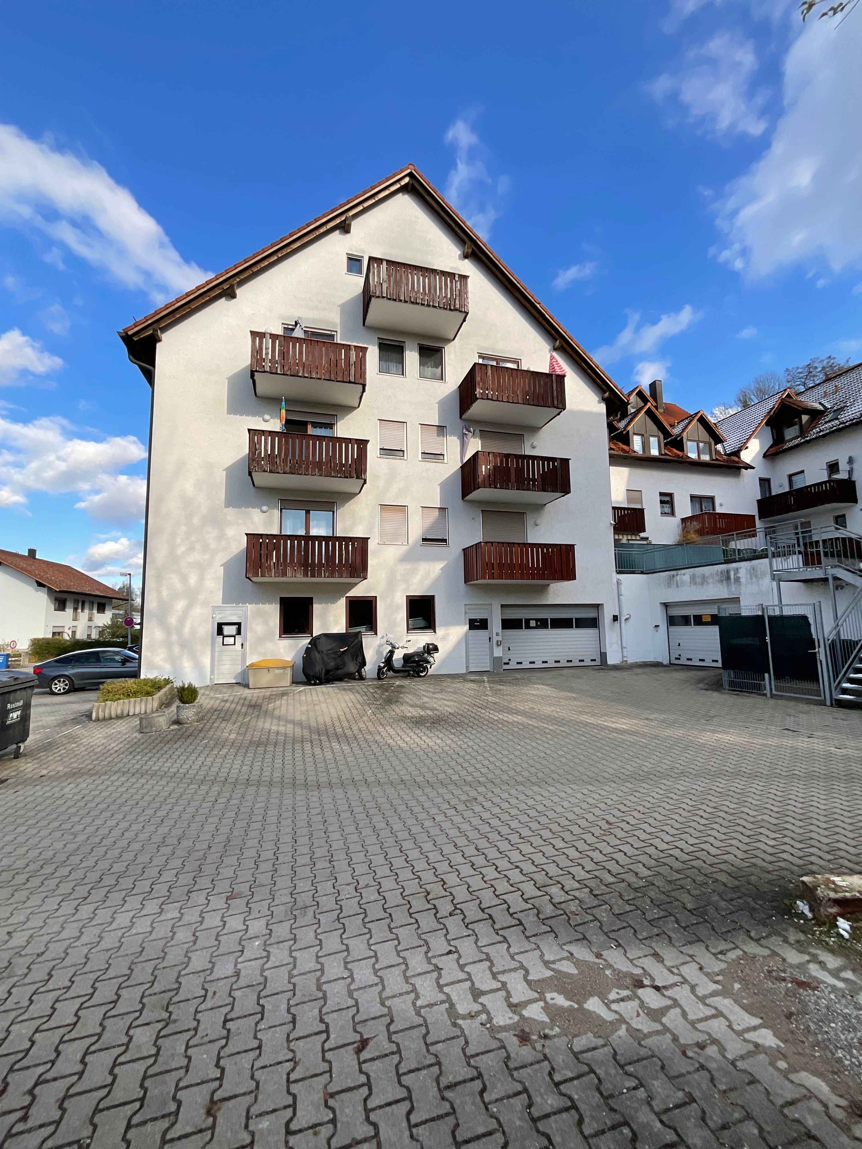 Wohnung zum Kauf 189.000 € 2 Zimmer 66 m²<br/>Wohnfläche 1.<br/>Geschoss ab sofort<br/>Verfügbarkeit Landau Landau an der Isar 94405