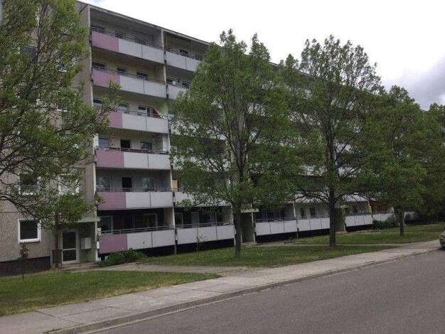 Wohnung zur Miete nur mit Wohnberechtigungsschein 543 € 3 Zimmer 60,6 m² 1. Geschoss frei ab 29.04.2026 Harthaer Str. 10 Gorbitz-Nord/Neu-Omsewitz Dresden 01169