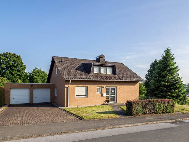 Einfamilienhaus zum Kauf 190.000 € 3 Zimmer 130 m² 842 m² Grundstück Suttrop Warstein / Suttrop 59581