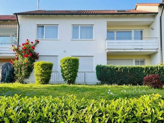 Reihenmittelhaus zum Kauf 569.000 € 10 Zimmer 215 m² 408 m² Grundstück Plochingen 73207