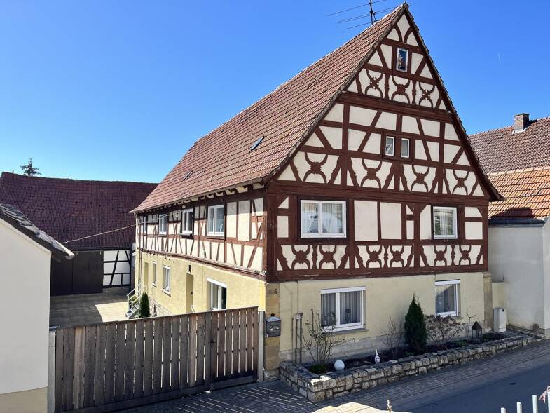 Bauernhaus zum Kauf 295.000 € 8 Zimmer 160 m² 1.357 m² Grundstück Wülflingen Haßfurt 97437