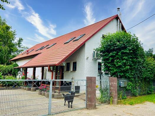 Haus zum Kauf 649.000 € 7 Zimmer 245 m² 2.146 m² Grundstück Am Gutshof 4 Velgast 18469