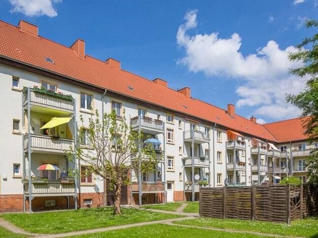 Wohnung zur Miete 339 € 2 Zimmer 53 m² 1. Geschoss frei ab 03.01.2026 Försterstr. 25 Leipziger Str. Magdeburg 39112