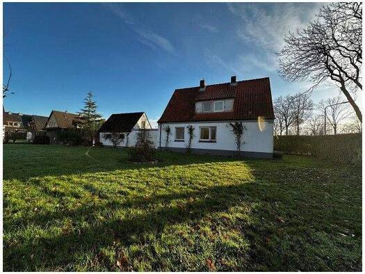 Einfamilienhaus zum Kauf 239.000 € 6 Zimmer 126 m² 1.125 m² Grundstück Altenbruch Cuxhaven / Altenbruch 27478