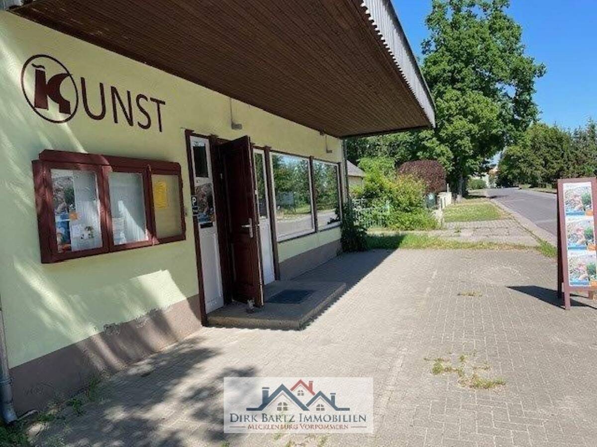 Immobilie in Hohenmocker - Ehemaliger Dorfkonsum zum wohnen und arbeiten in Hohenbrünzow! - Bild 0