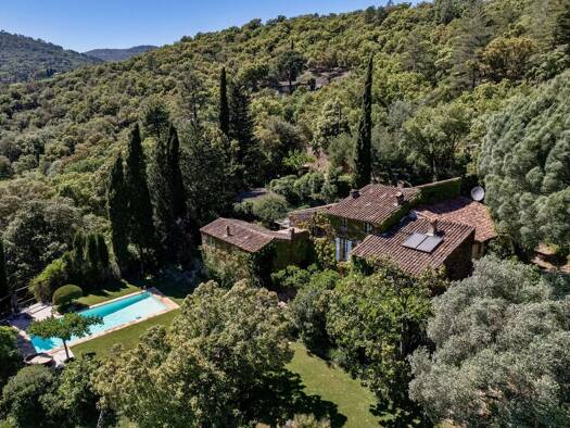 Einfamilienhaus zum Kauf 3.750.000 € 16 Zimmer 620 m² 40.000 m² Grundstück La Garde-Freinet 83680