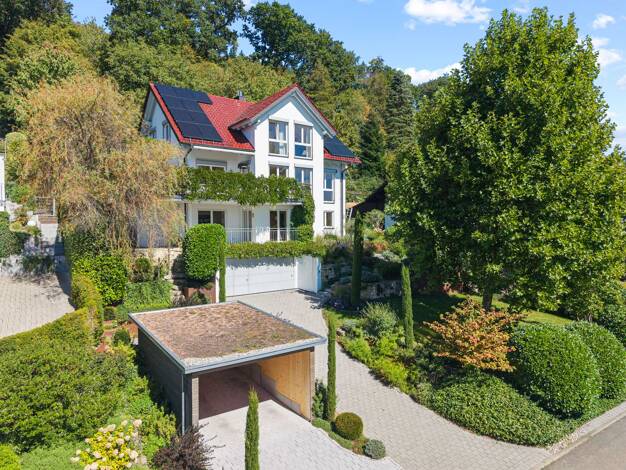 Einfamilienhaus zum Kauf 1.500.000 € 7 Zimmer 266,7 m² 1.152 m² Grundstück frei ab 01.01.2027 Gailingen am Hochrhein 78262