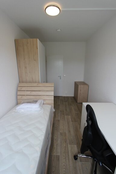 Wohnung zur Miete 200 € 1 Zimmer 29,1 m² 3. Geschoss frei ab 01.04.2025 Maler-Fischer-Straße 15 Bieblach-Ost Gera 07552