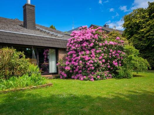 Einfamilienhaus zum Kauf 850.000 € 5 Zimmer 294,6 m² 1.163 m² Grundstück Kesselbach Hünstetten 65510