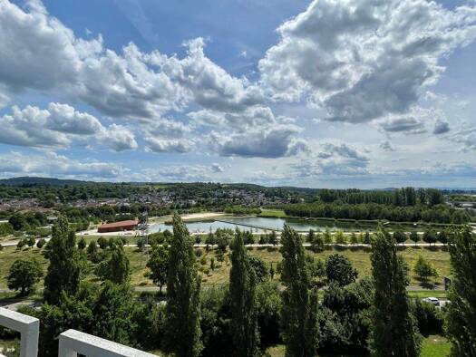 Wohnung zum Kauf 165.000 € 2 Zimmer 68 m² 10. Geschoss Lahr 77933