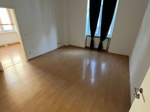 Wohnung zur Miete 675 € 2 Zimmer 48 m² 1. Geschoss Friedberger Landstraße 140 Nordend-Ost Frankfurt am Main 60316