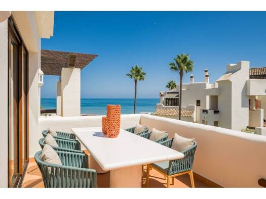 Chalet zum Kauf 2.695.000 € 3 Zimmer 134 m² Estepona 29680