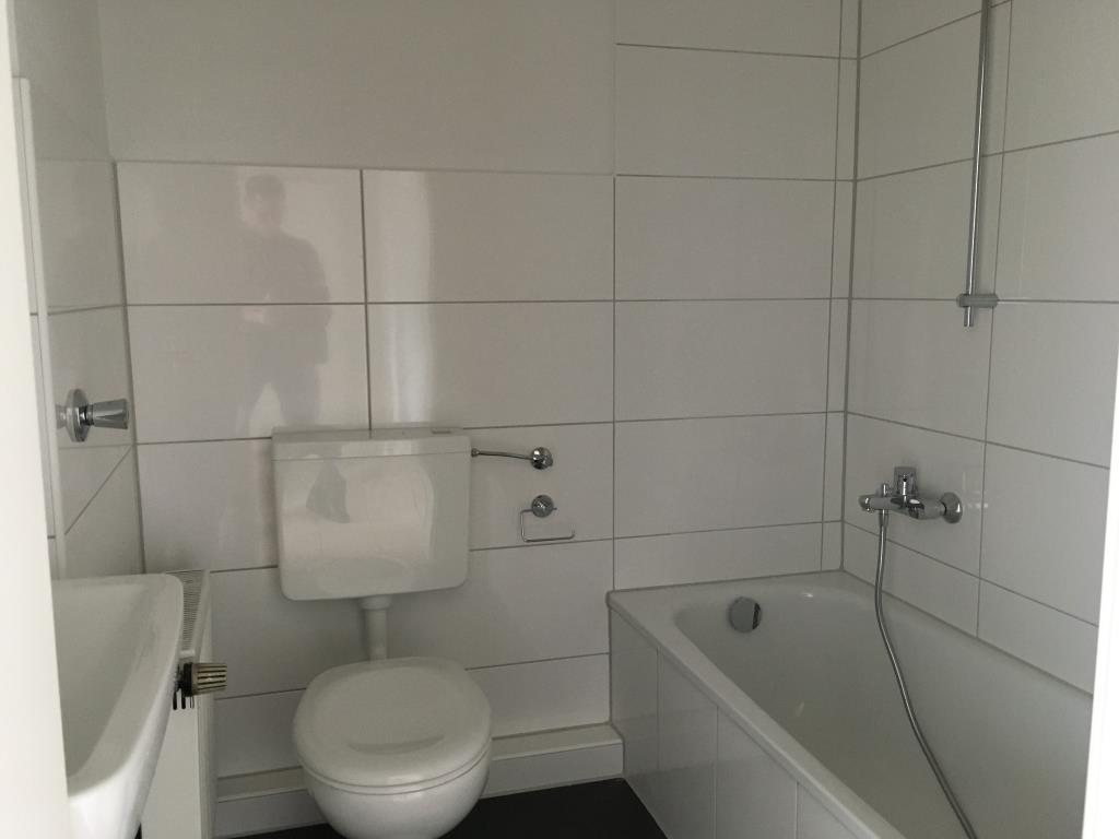 Wohnung zur Miete 669 € 3 Zimmer 67 m²<br/>Wohnfläche EG<br/>Geschoss 16.12.2024<br/>Verfügbarkeit Am Beekerkamp 75 Uedding Mönchengladbach 41065